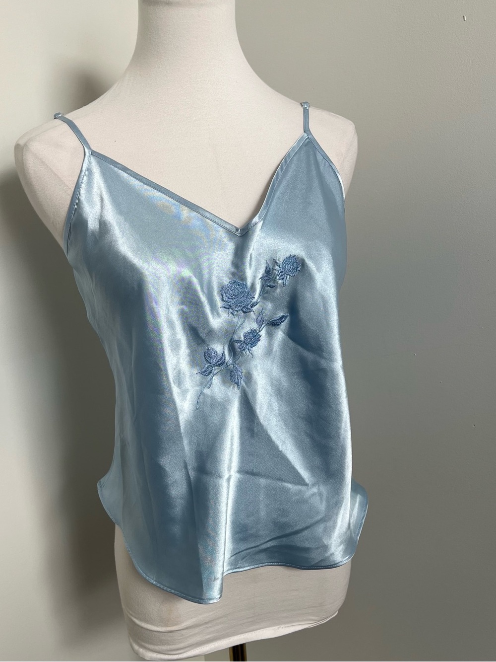 Vintage Y2K Ice Blue Satin Camisole Floral Embroidered Fairycore Top M - Picture 2 of 5